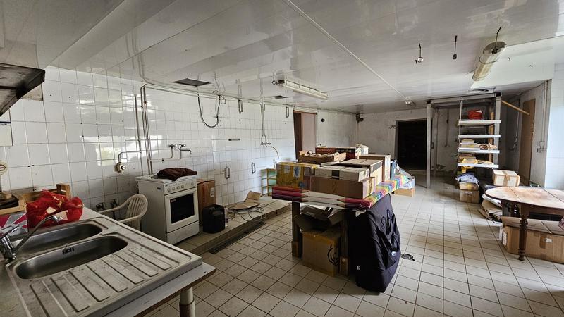 Corps de ferme - 377 m² - 14 pièces