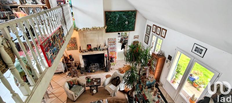 Château - 160 m² - 6 pièces