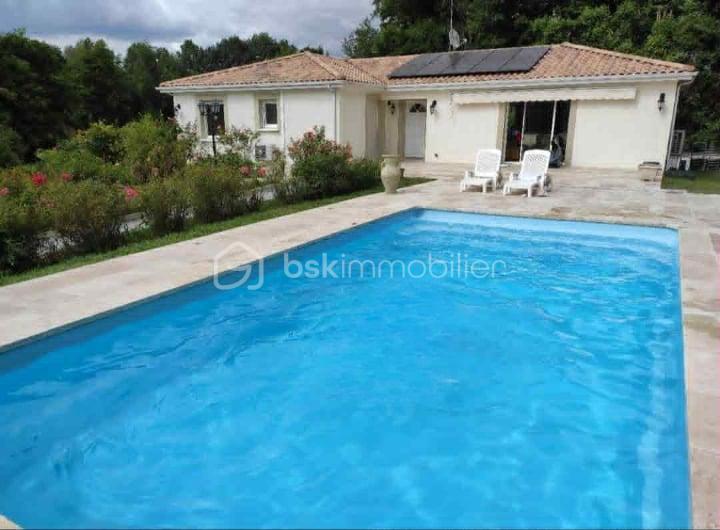 Villa - 177 m² - 6 pièces