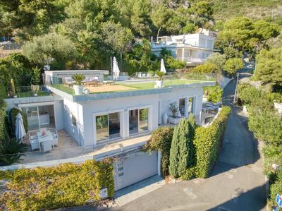 Villa - 220 m² - 5 pièces