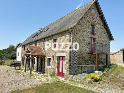 Maison - 250 m² - 5 pièces