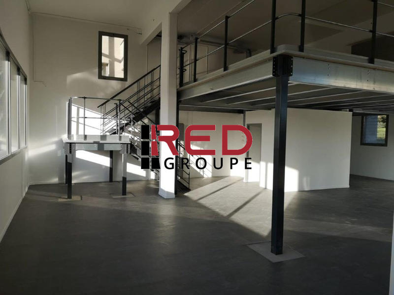 Bureau - 215 m²