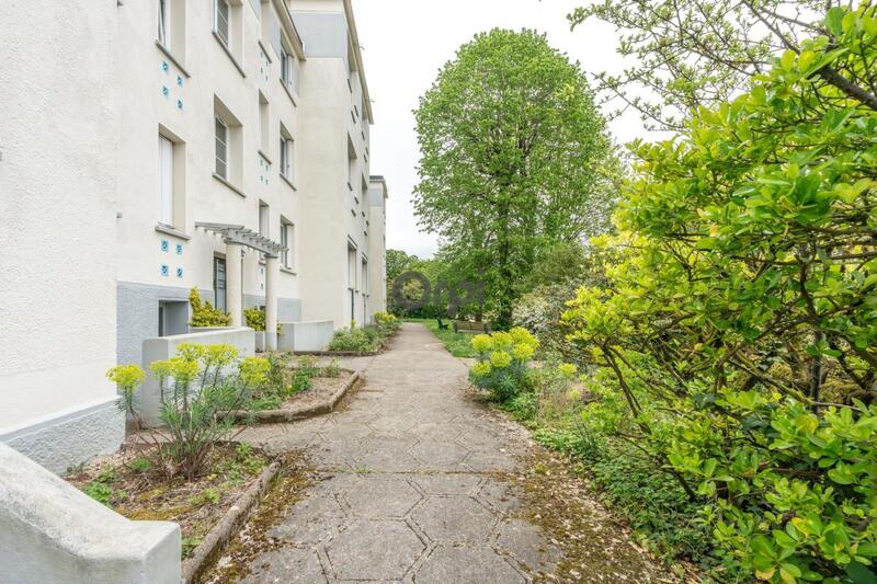 Appartement - 101 m² - 4 pièces