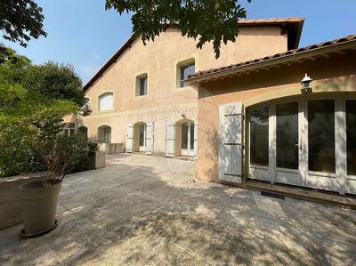 Bureau - 250 m² - 6 pièces