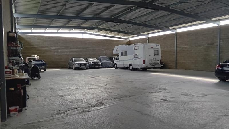 Maison - 720 m² - 6 pièces