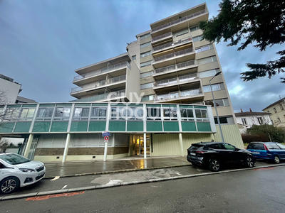 Appartement - 76 m² - 4 pièces