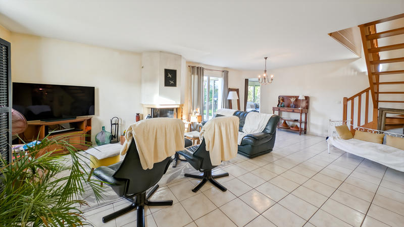 Maison - 146 m² - 7 pièces