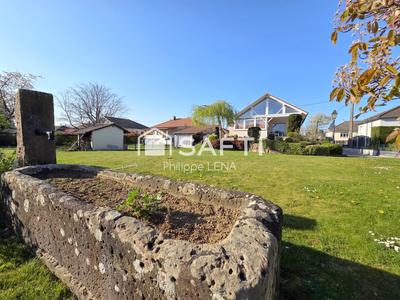 Maison - 262 m² - 6 pièces