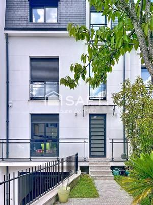 Maison - 140 m² - 7 pièces