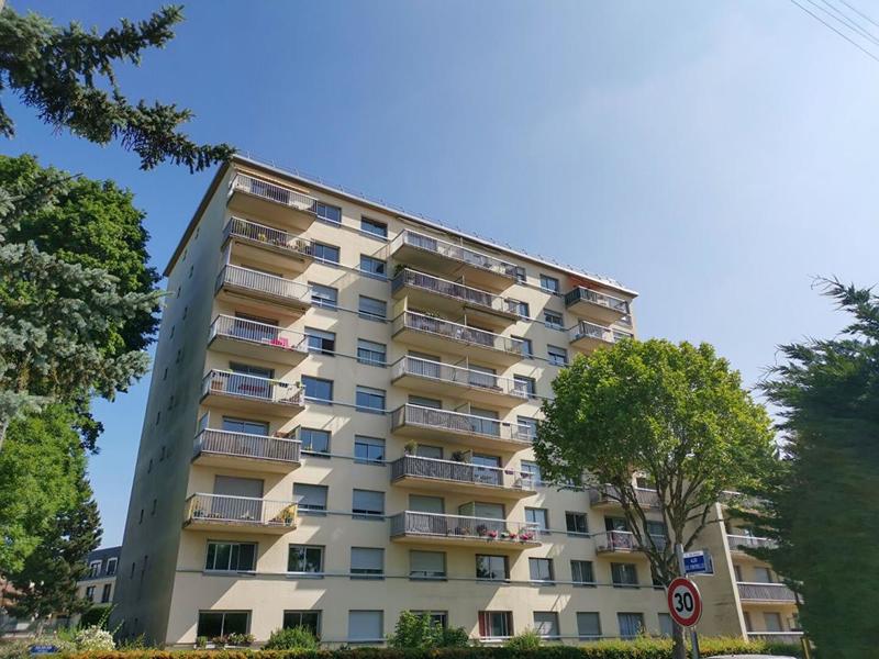 Studio - 25 m² - 1 pièce