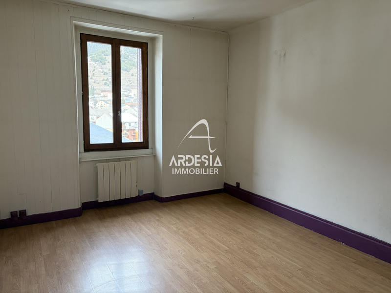 Appartement - 83 m² - 4 pièces