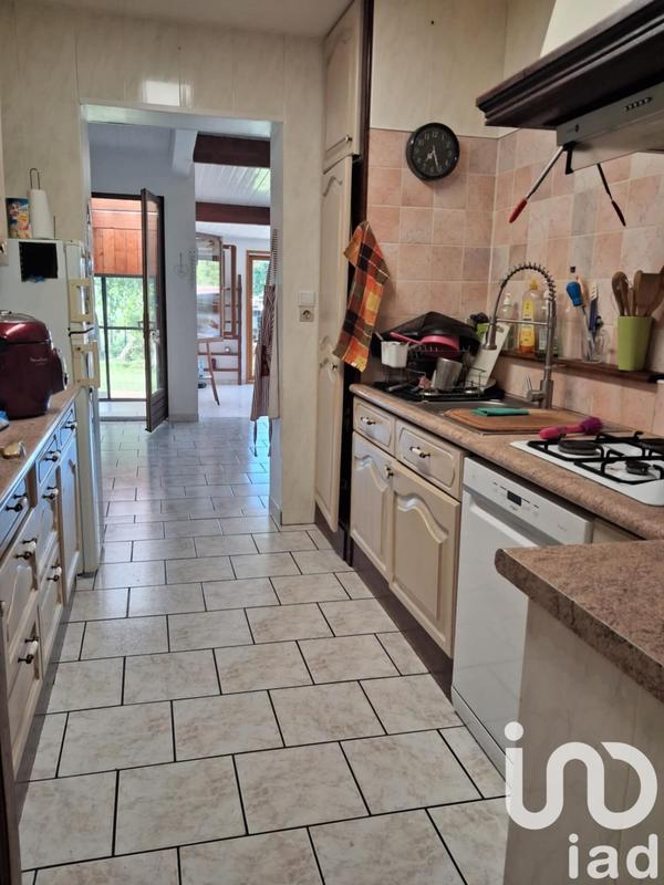 Maison - 184 m² - 9 pièces