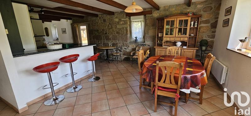 Maison - 280 m² - 5 pièces