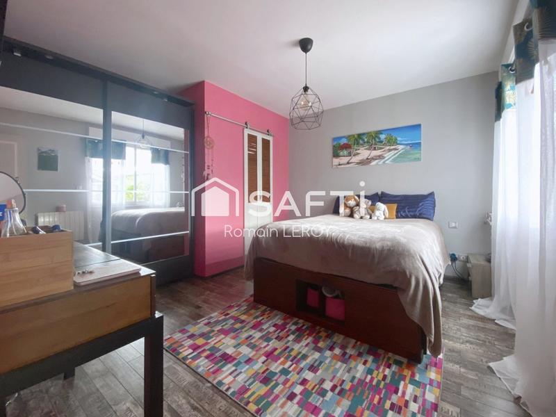 Maison - 90 m² - 5 pièces