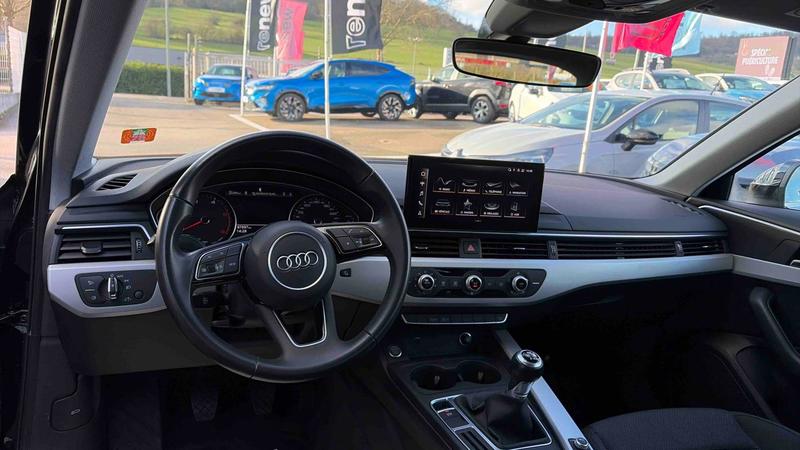 Audi A4 Avant 30 tdi 150 Business Line