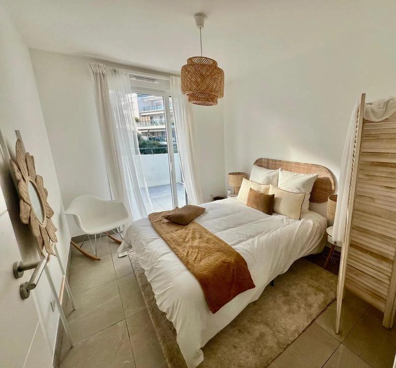 Appartement - 95 m² - 4 pièces