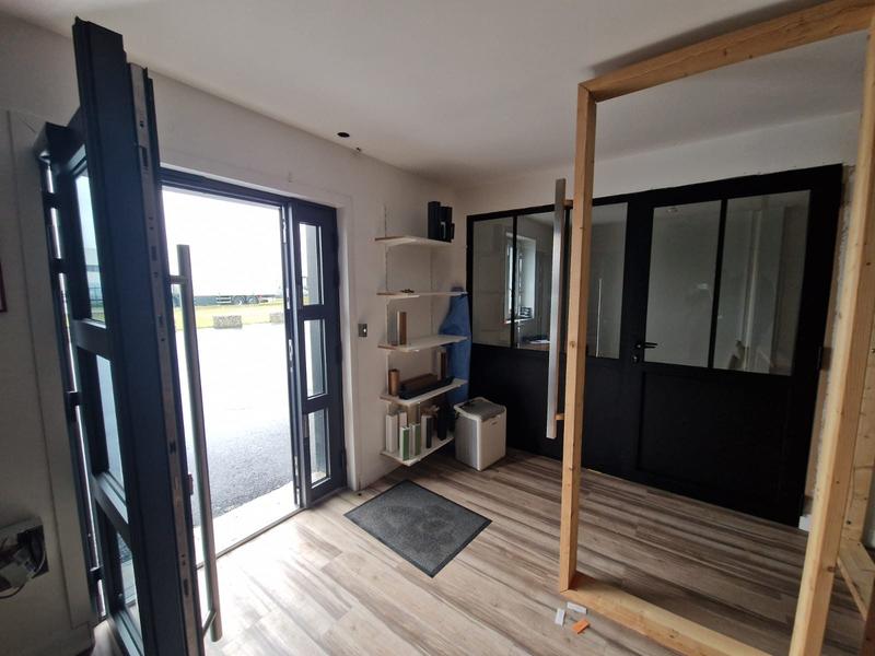 Local d'activités - 1 200 m²