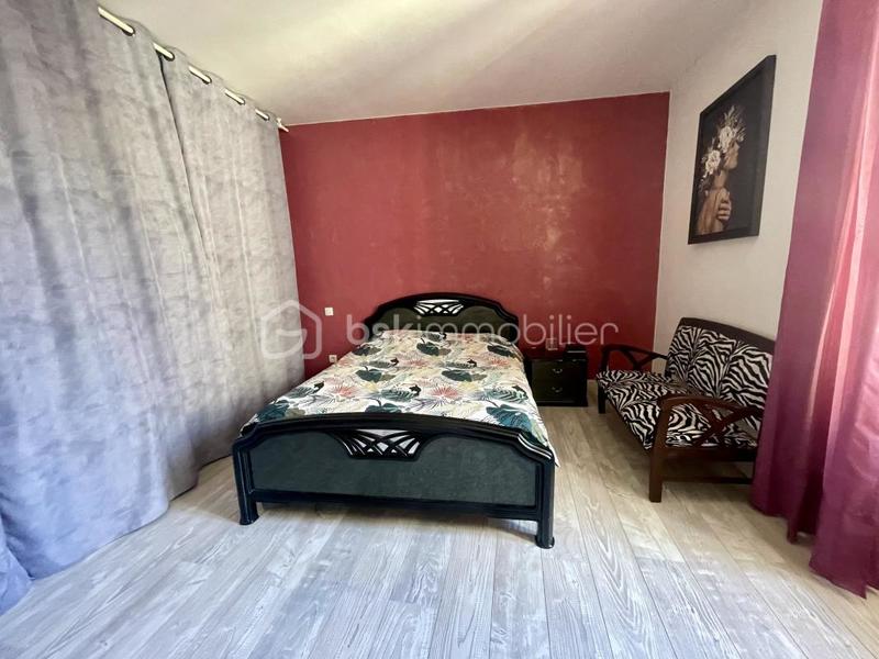 Maison de village - 245 m² - 9 pièces