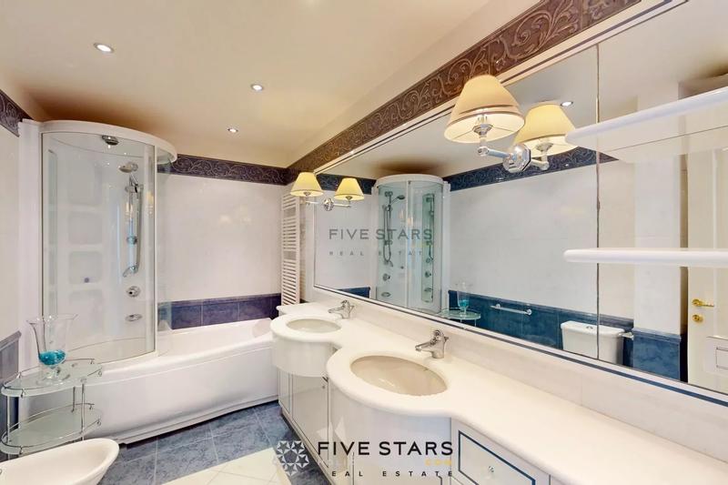 Appartement - 89 m² - 3 pièces