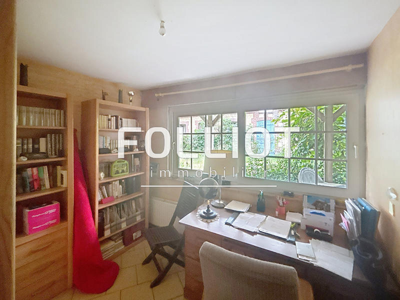 Maison - 200 m² - 14 pièces