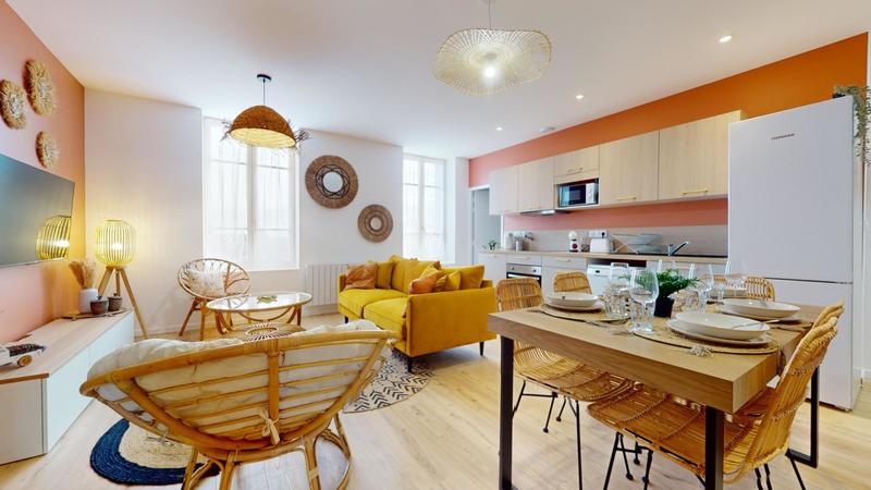 Appartement - 100 m² - 6 pièces