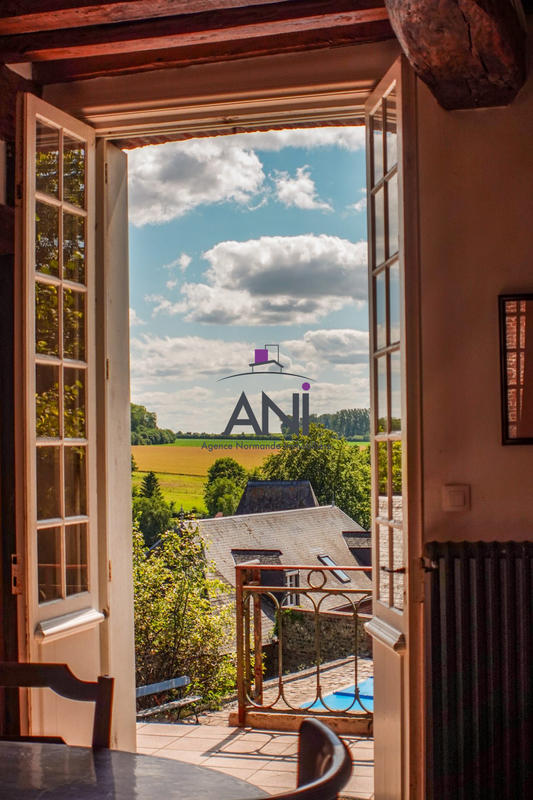 Maison ancienne - 284 m² - 10 pièces