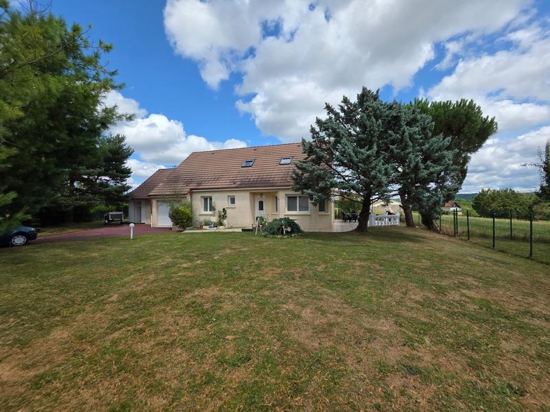 Maison - 120 m² - 6 pièces