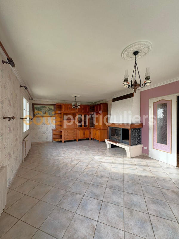 Maison - 93 m² - 5 pièces