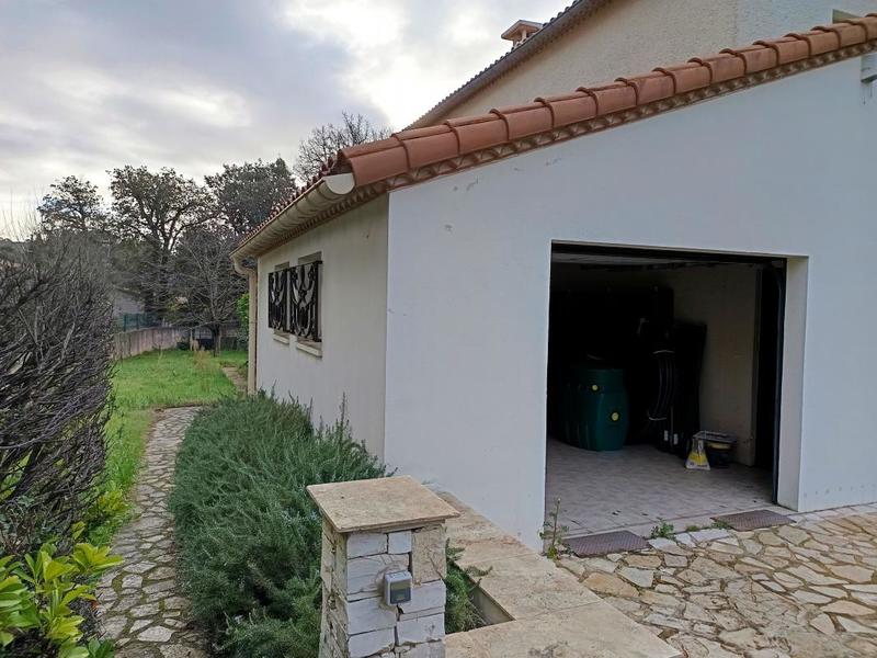 Maison - 270 m² - 8 pièces