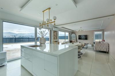 Maison - 142 m² - 6 pièces