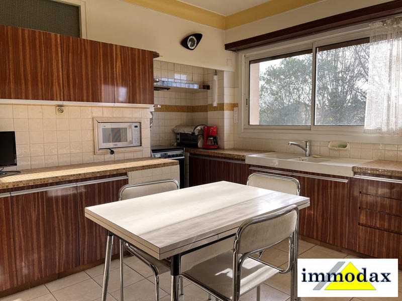 Maison traditionnelle - 102 m² - 6 pièces