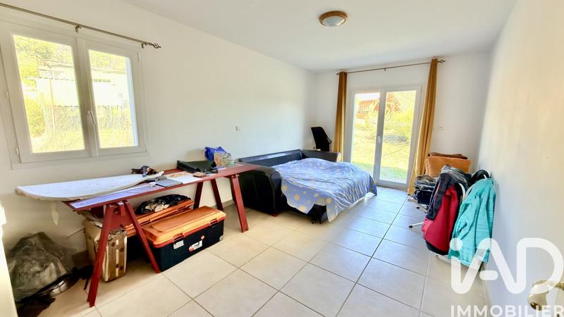 Maison - 213 m² - 6 pièces