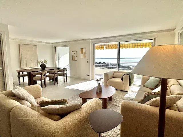 Appartement - 98 m² - 3 pièces