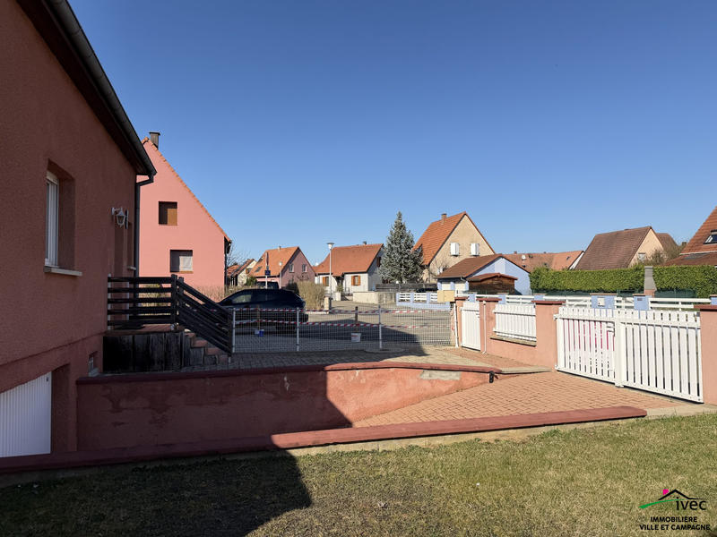 Maison - 93 m² - 5 pièces