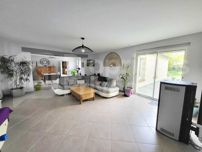 Maison - 177 m² - 7 pièces