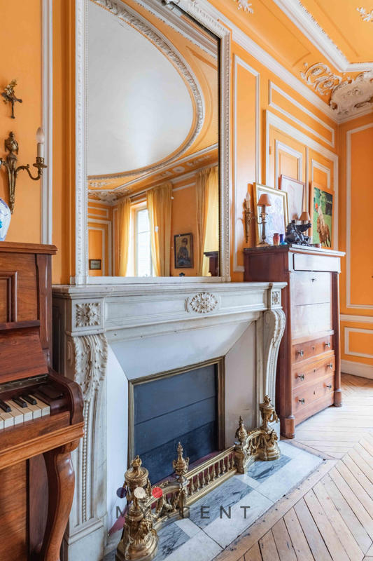 Appartement - 177 m² - 5 pièces