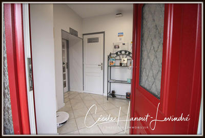 Maison - 355 m² - 17 pièces