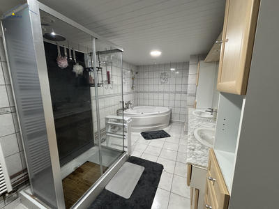 Maison - 175 m² - 8 pièces