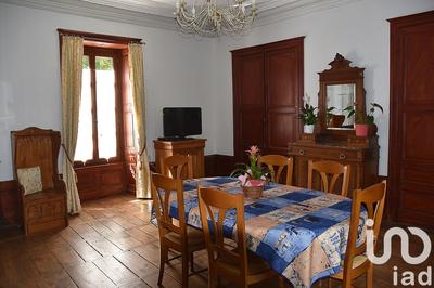 Maison de ville - 275 m² - 9 pièces