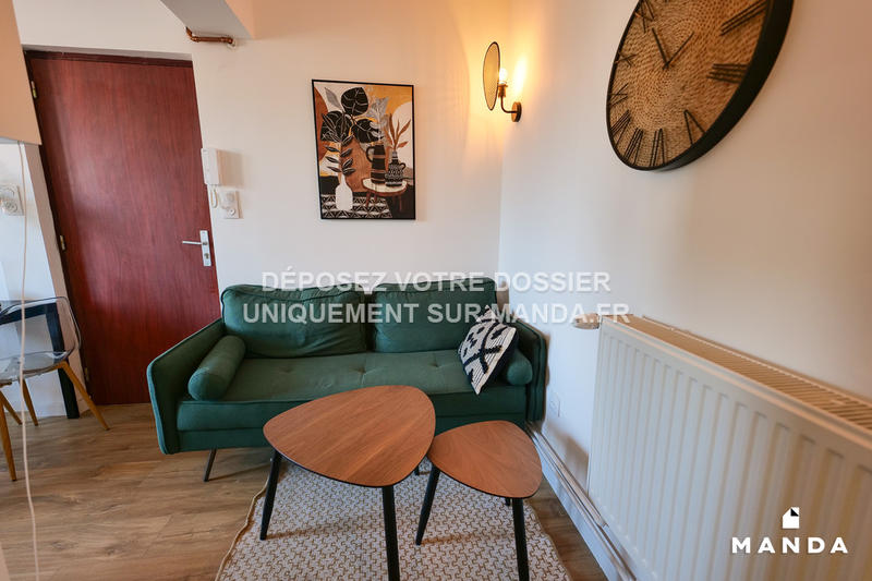 Chambre - 10 m² - 4 pièces