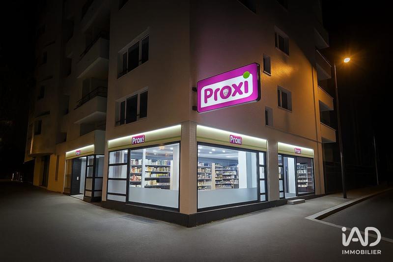 Local commercial - 230 m²