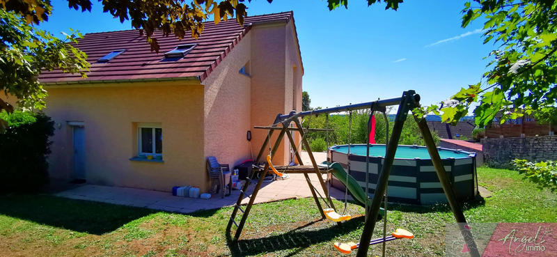 Maison - 132 m² - 6 pièces