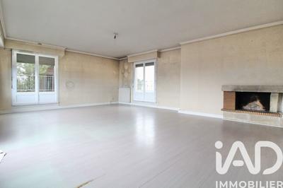 Appartement - 100 m² - 5 pièces