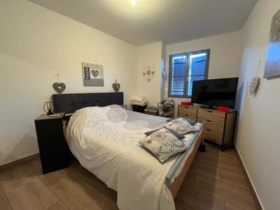 Appartement - 80 m² - 3 pièces