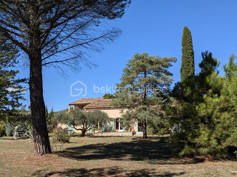 Maison d'architecte - 208 m² - 6 pièces