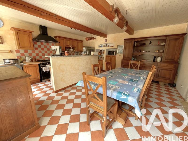 Maison - 178 m² - 7 pièces