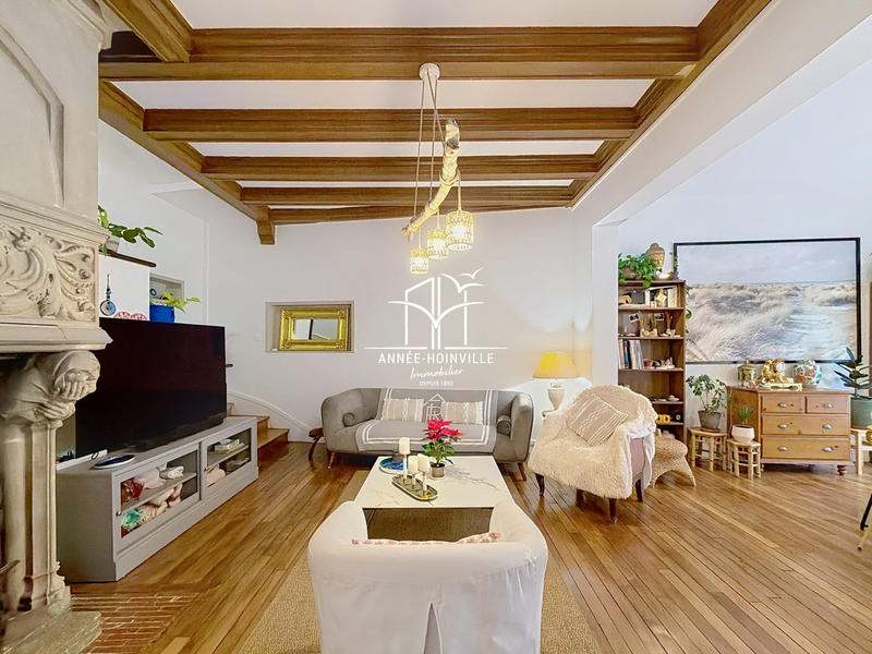 Maison - 176 m² - 6 pièces