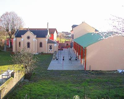 Local d'activité / Entrepôt - 1 051 m² - 12 pièces