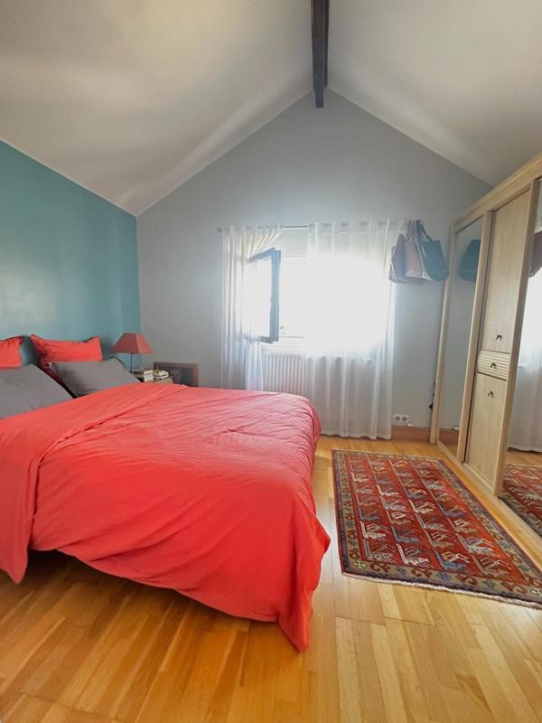 Maison traditionnelle - 136 m² - 5 pièces