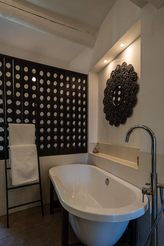 Maison - 450 m² - 12 pièces